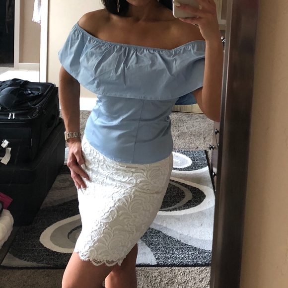 Heart Hips Tops - Off the shoulder top